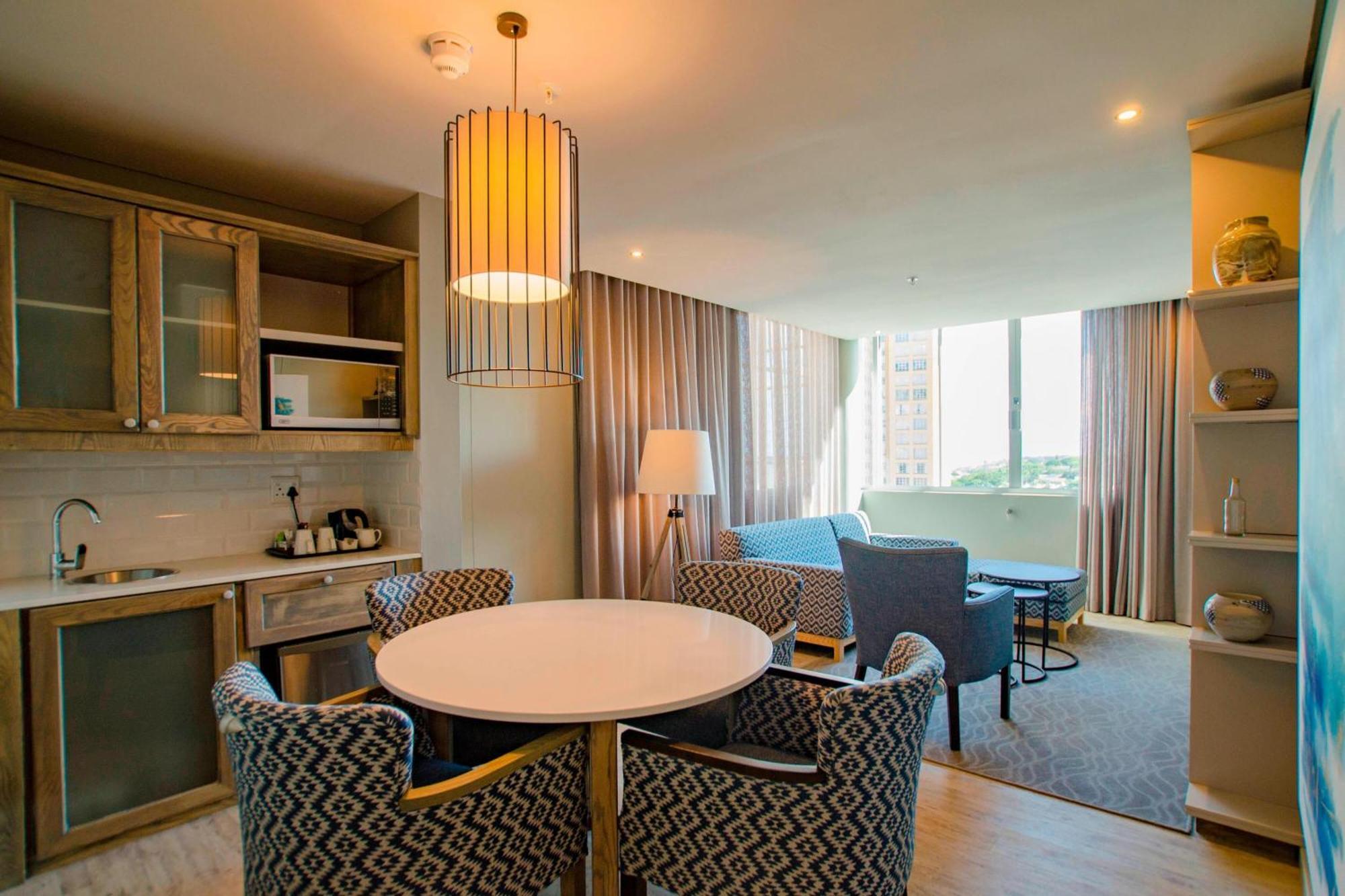 Protea Hotel By Marriott Durban Umhlanga מראה חיצוני תמונה