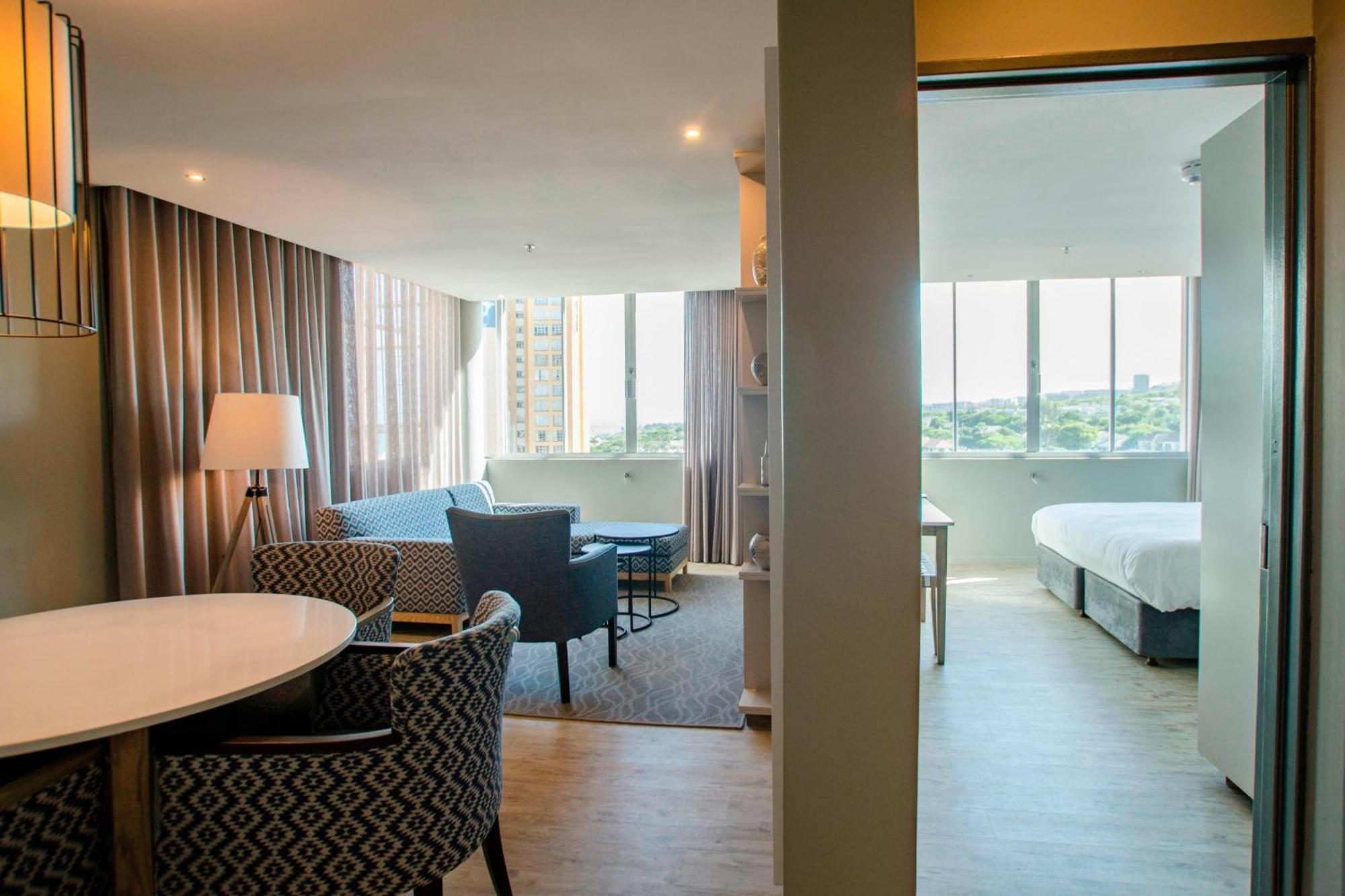 Protea Hotel By Marriott Durban Umhlanga מראה חיצוני תמונה