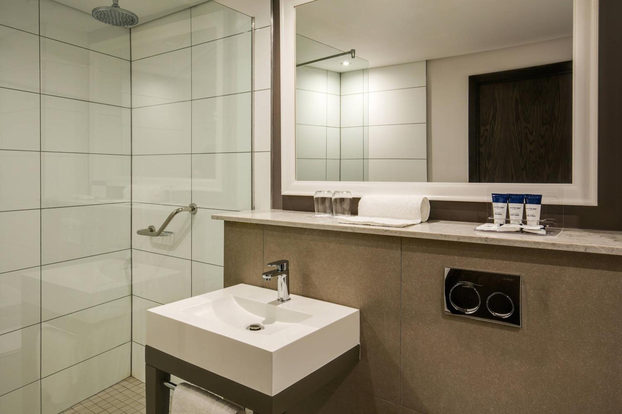 Protea Hotel By Marriott Durban Umhlanga מראה חיצוני תמונה